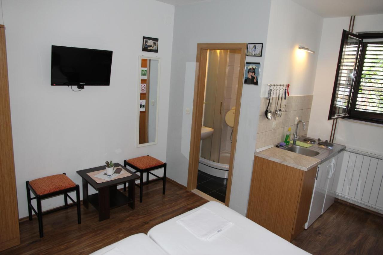 Obradovic Rooms & Apartments 马卡尔斯卡 外观 照片